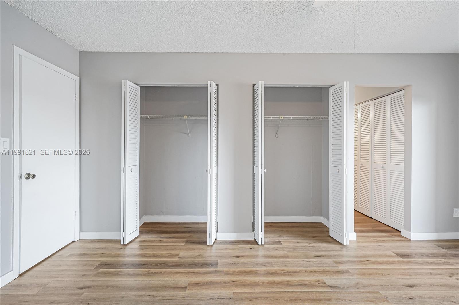 BRENTWOOD WEST TOWNHOUSES - Residential