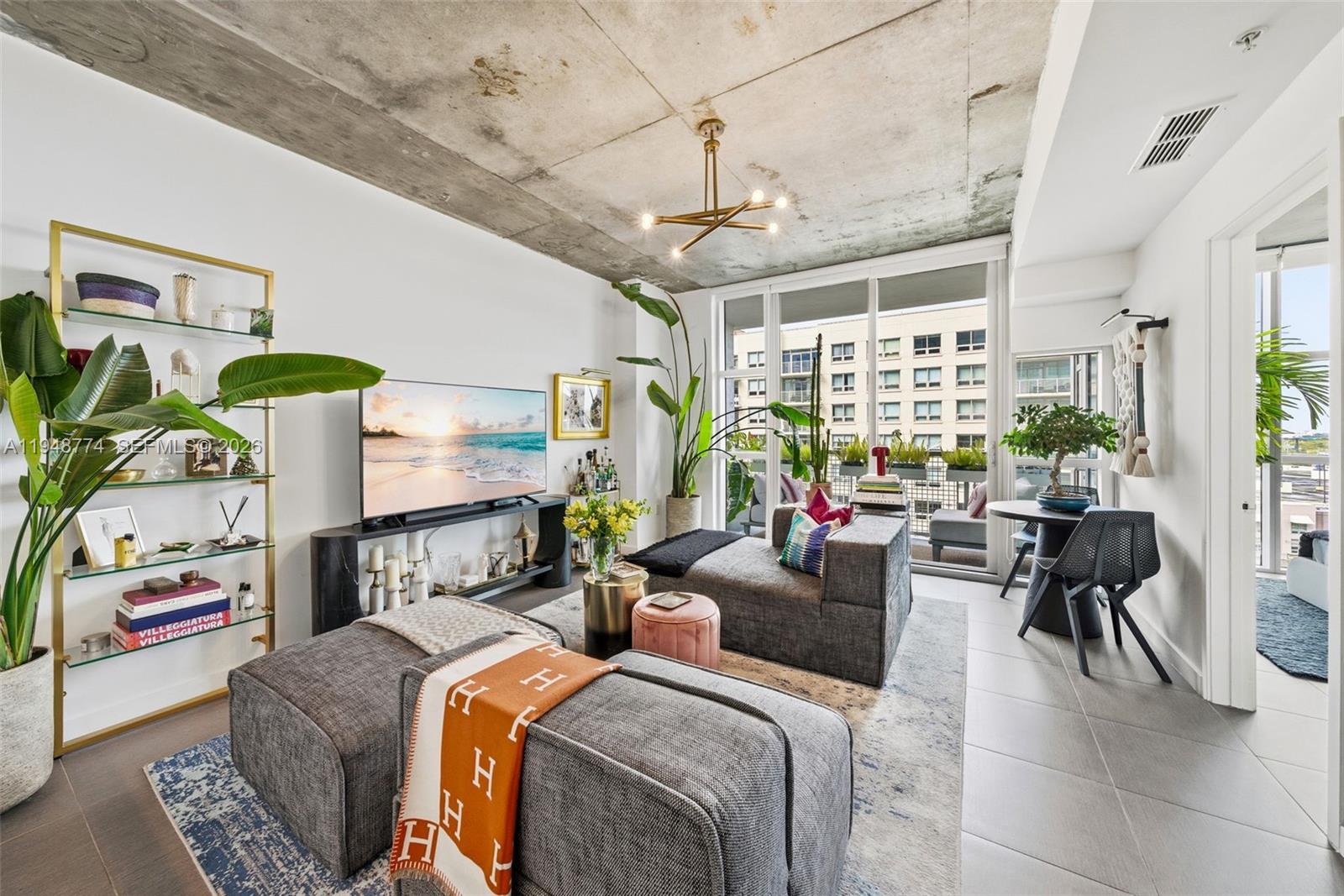 3301 NE 1st Ave H0805