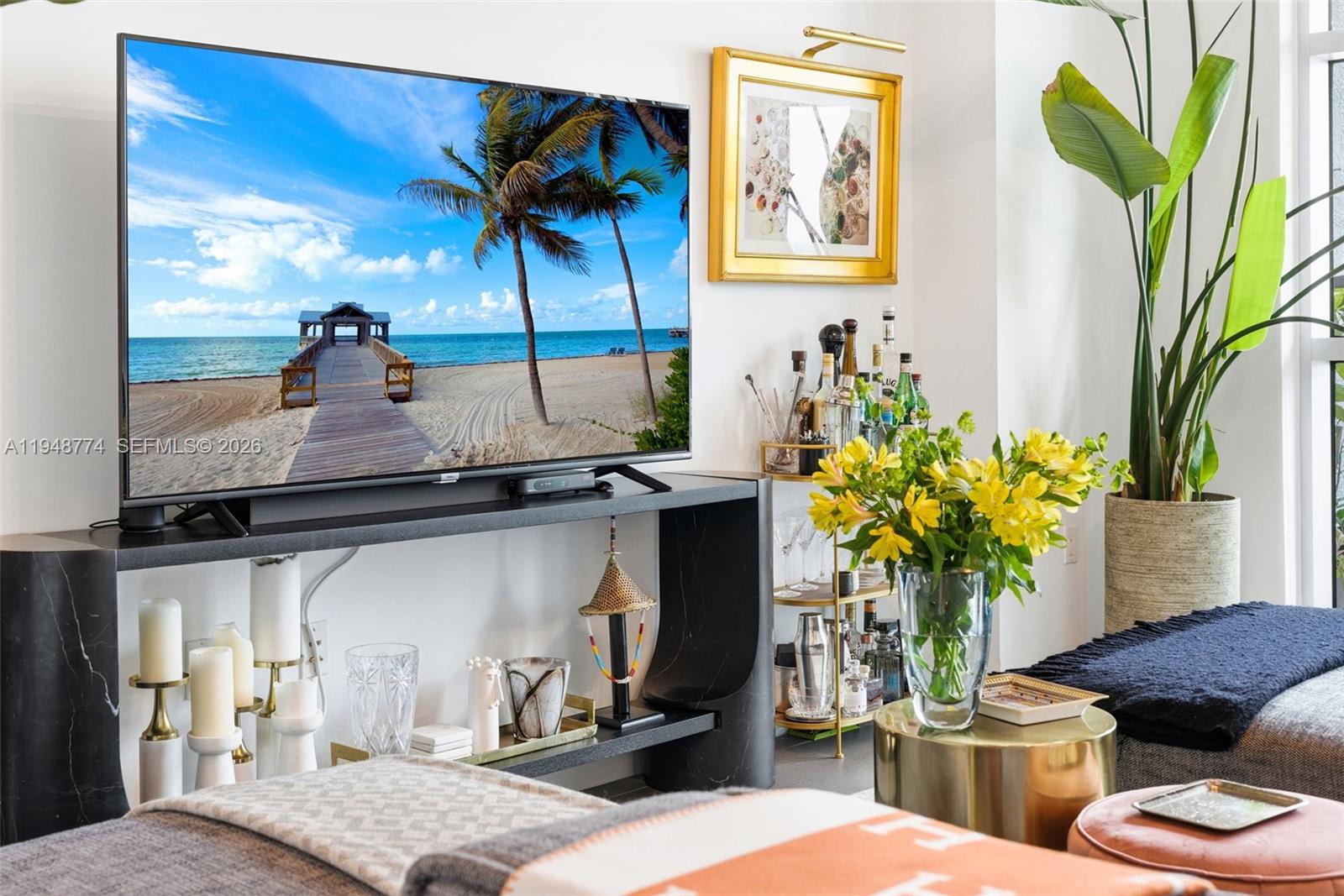 FOUR MIDTOWN MIAMI CONDO - Residential