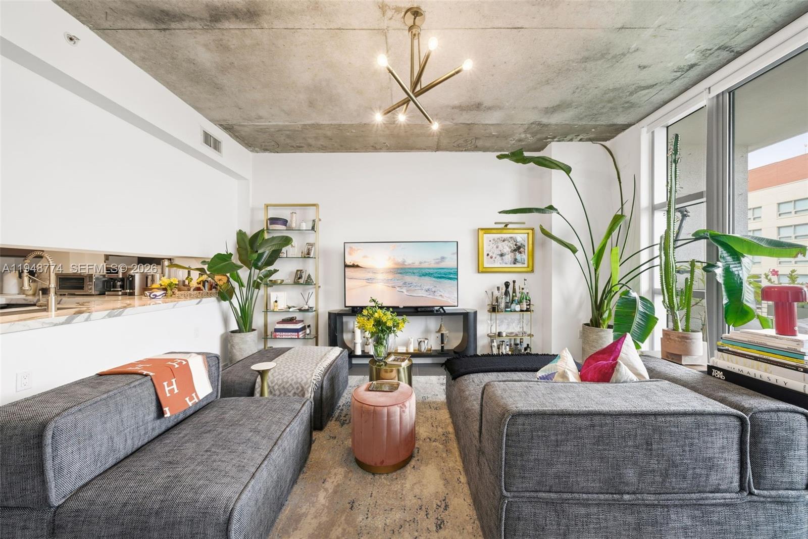 View photos, virtual tours, details... 3301 NE 1st Ave H0805