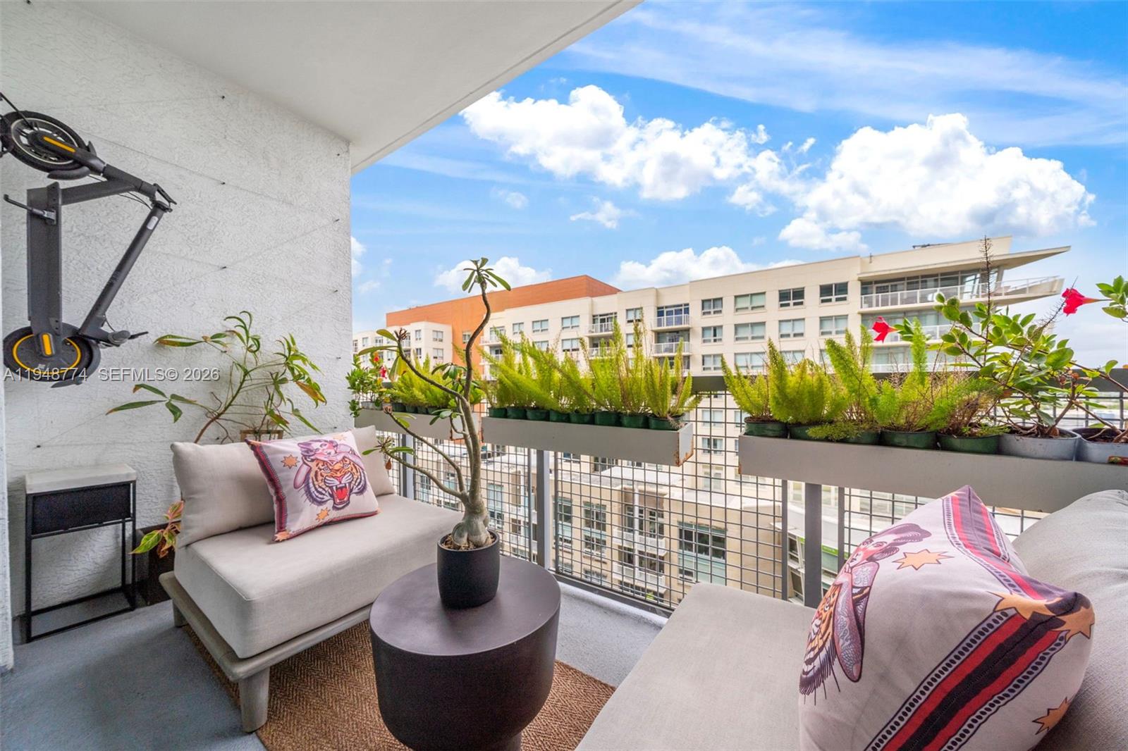 FOUR MIDTOWN MIAMI CONDO - Residential