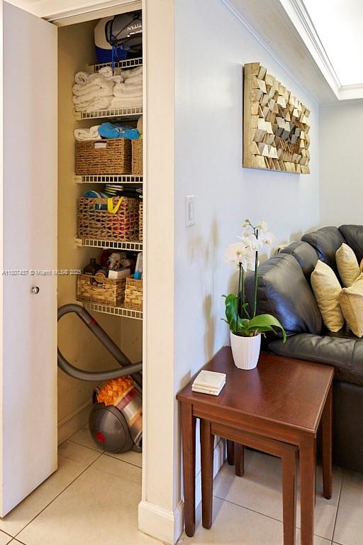 QUATRAINE CONDO I PH I - Residential
