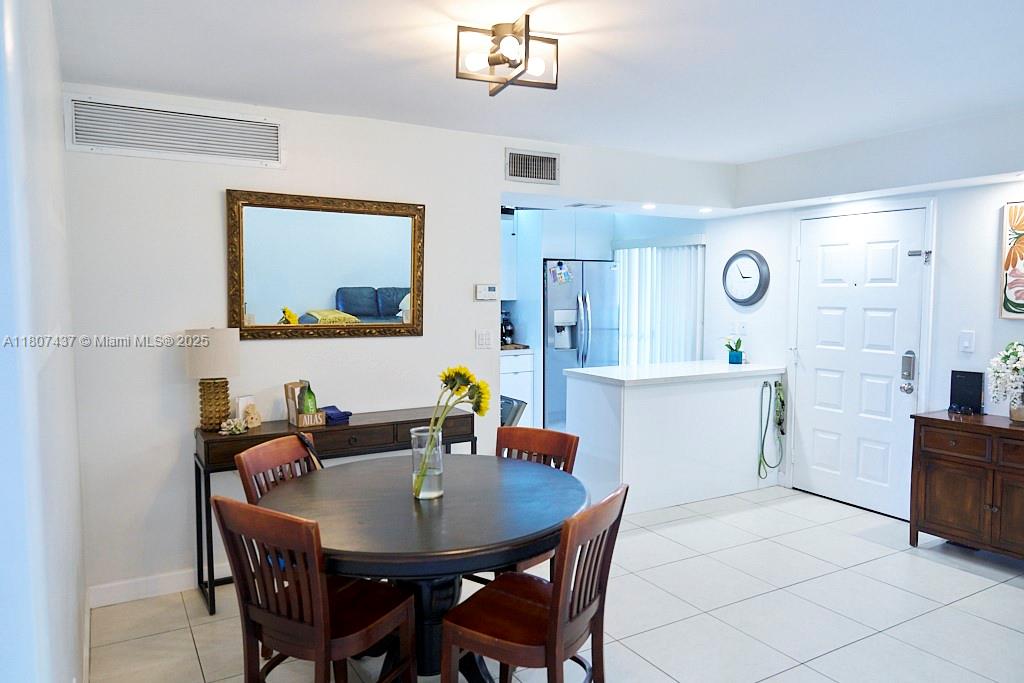 QUATRAINE CONDO I PH I - Residential