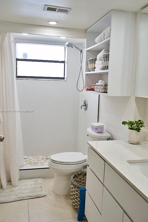 QUATRAINE CONDO I PH I - Residential