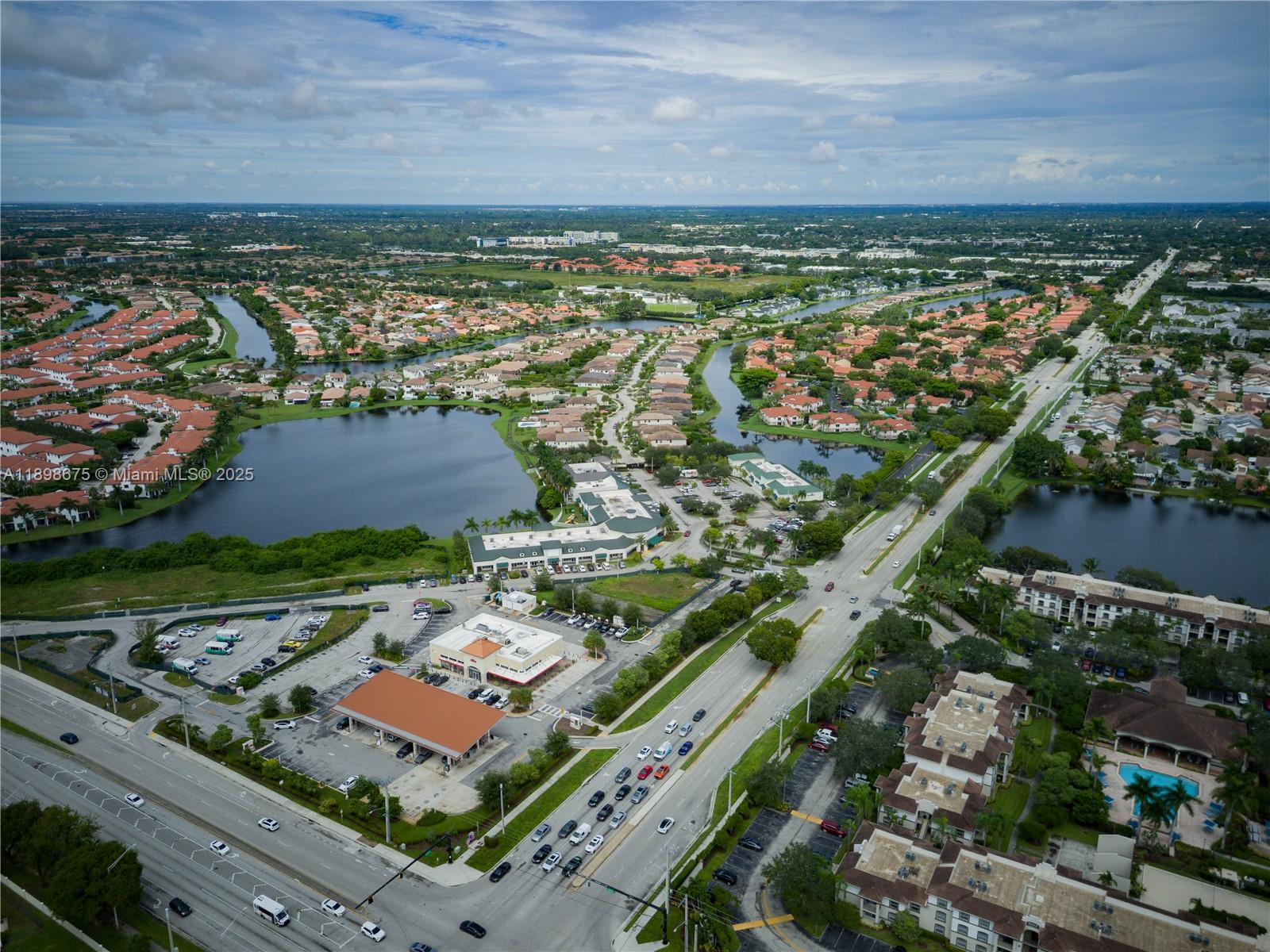 CLUB QUARTERS AT RAINTREE - Residential Lease