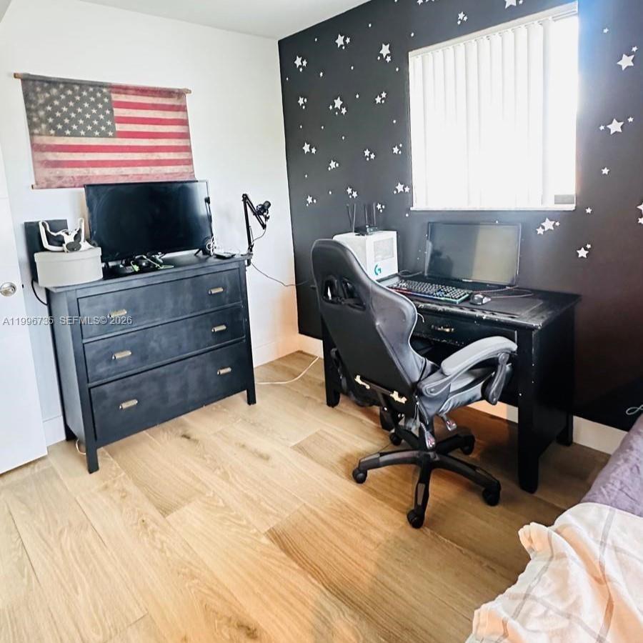 RACQUET CLUB APARTMENTS A - Residential