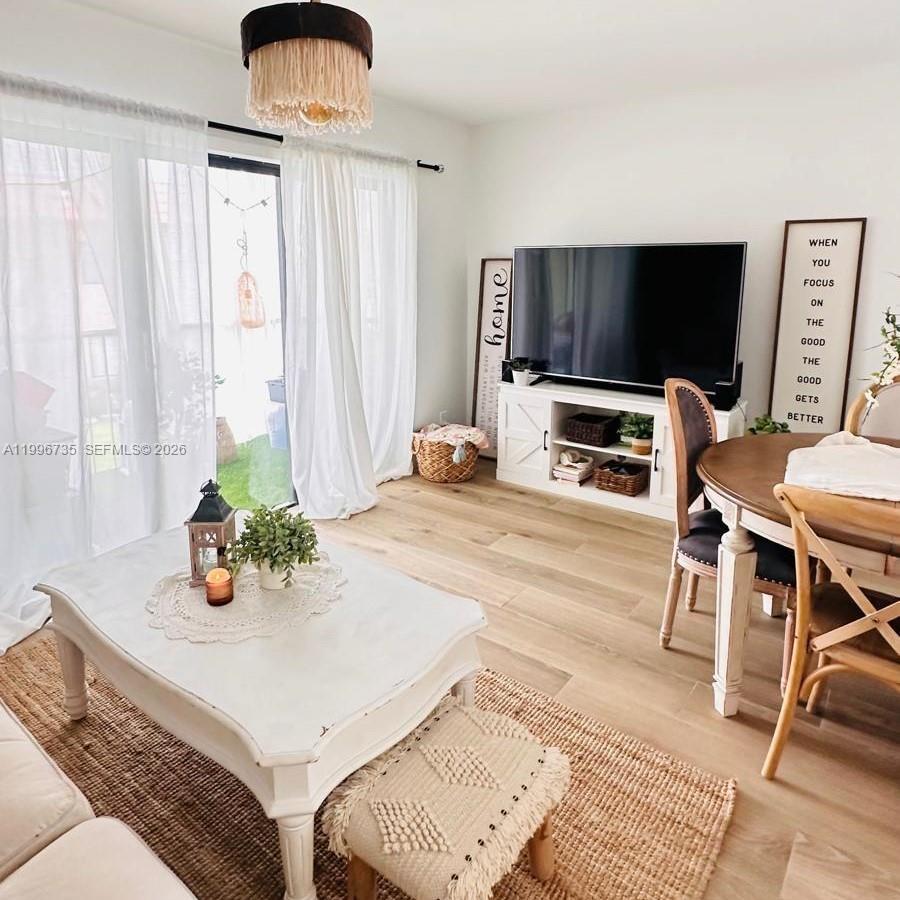 RACQUET CLUB APARTMENTS A - Residential