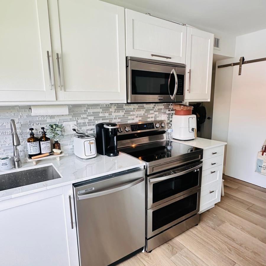 RACQUET CLUB APARTMENTS A - Residential