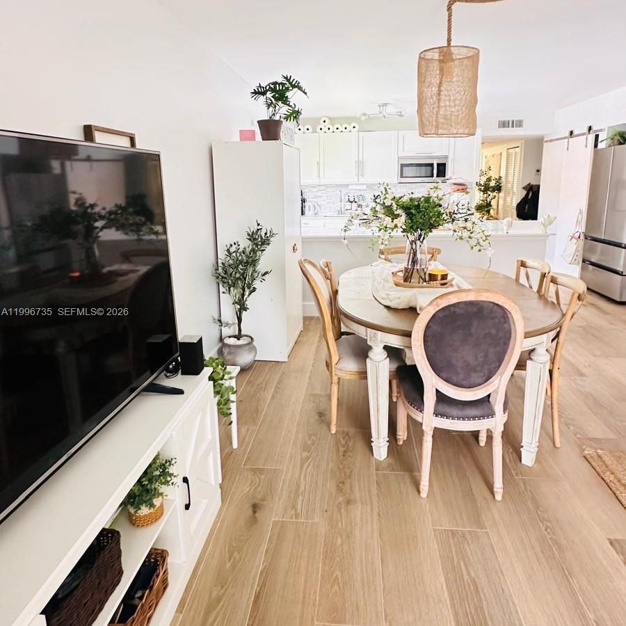 RACQUET CLUB APARTMENTS A - Residential