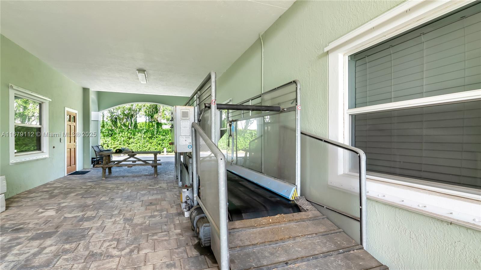 GRAND PRIX FARMS - Residential