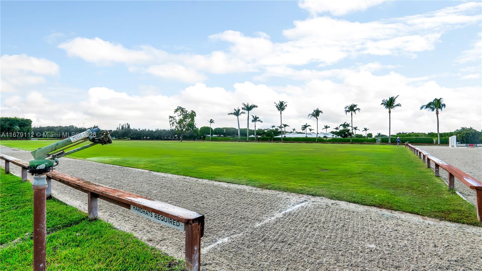 GRAND PRIX FARMS - Residential