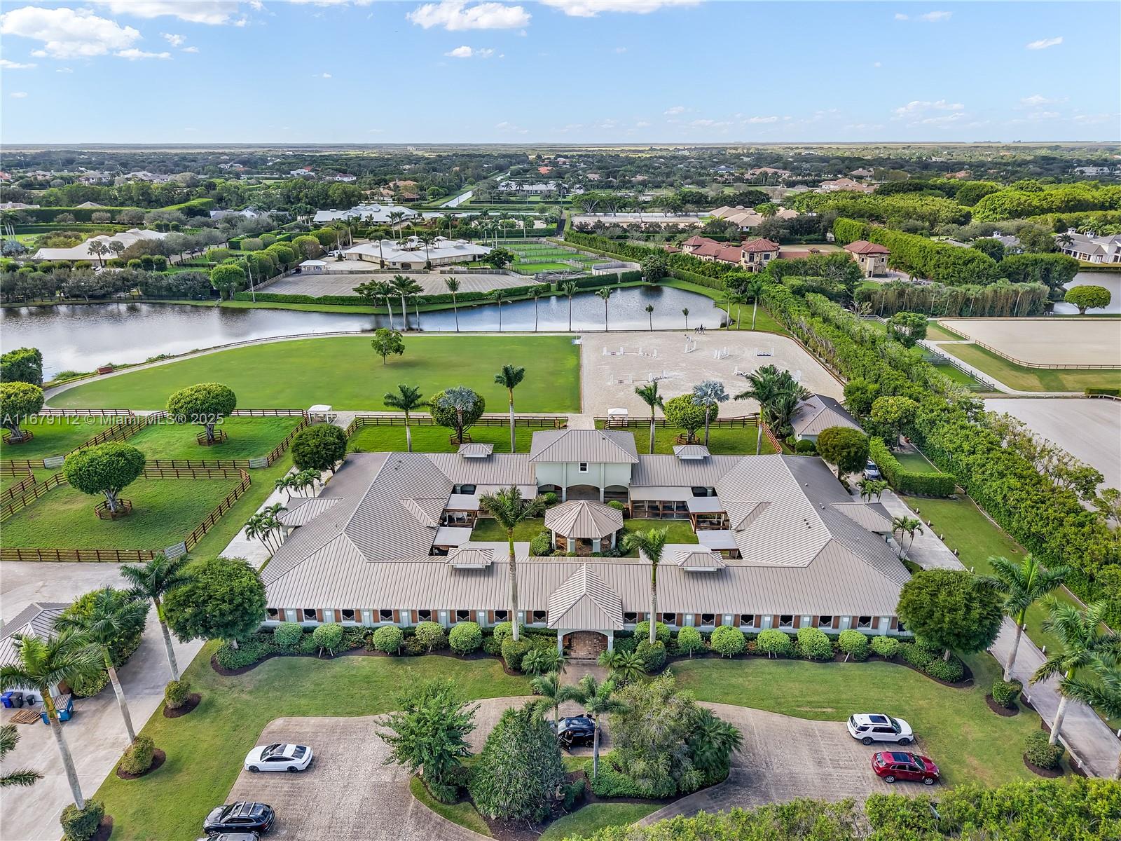 GRAND PRIX FARMS - Residential