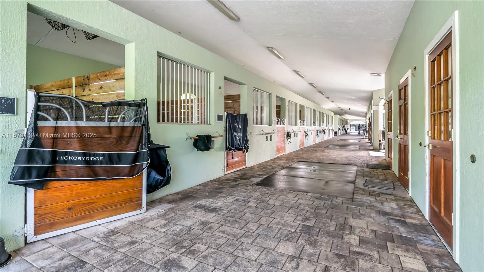 GRAND PRIX FARMS - Residential