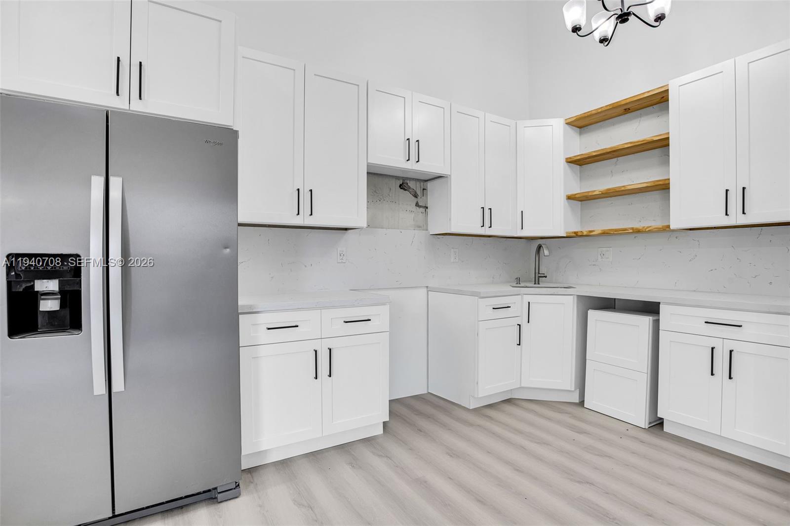 ORCHARD LAKE TOWN HOUSES - Residential