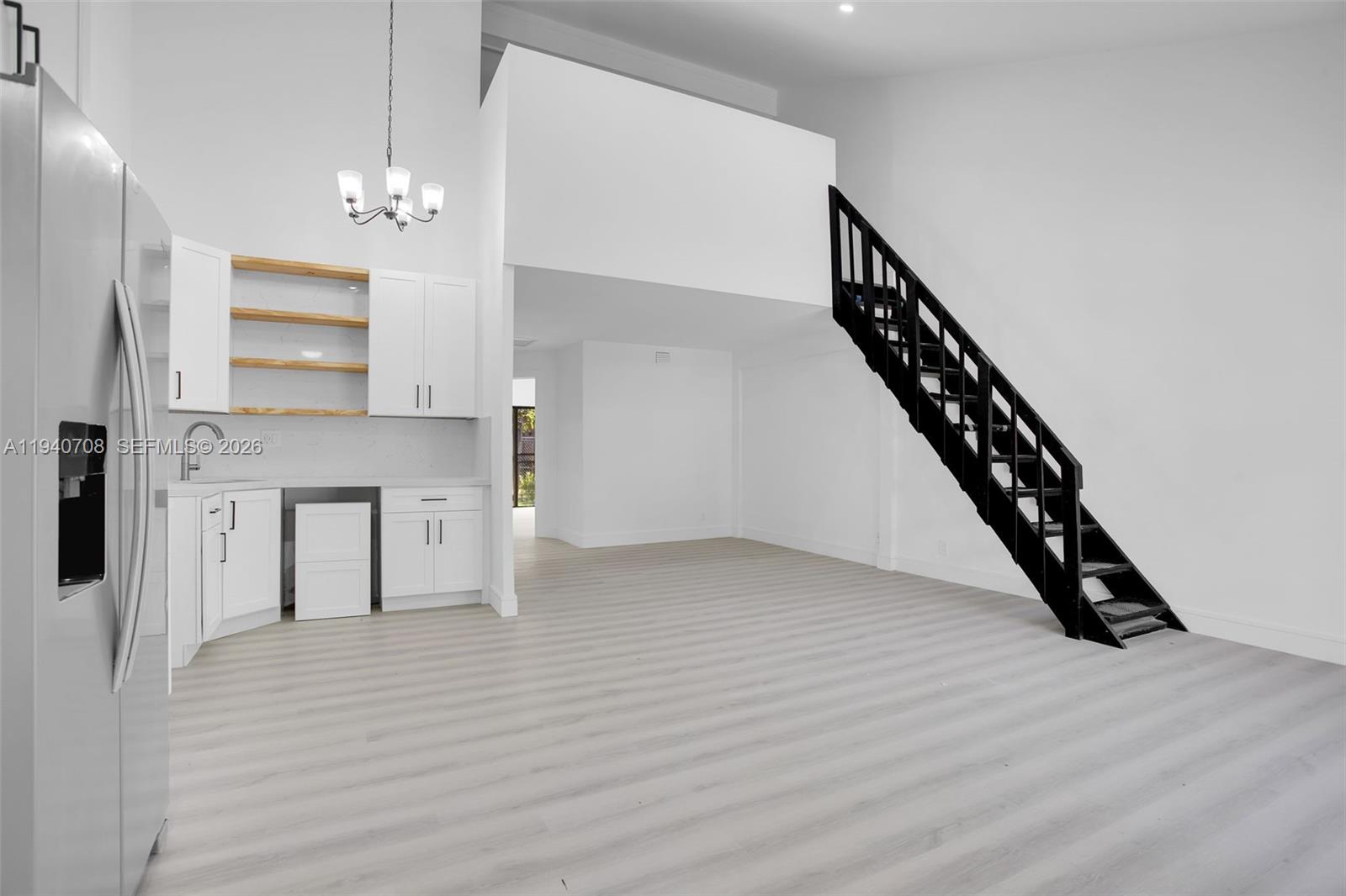 ORCHARD LAKE TOWN HOUSES - Residential