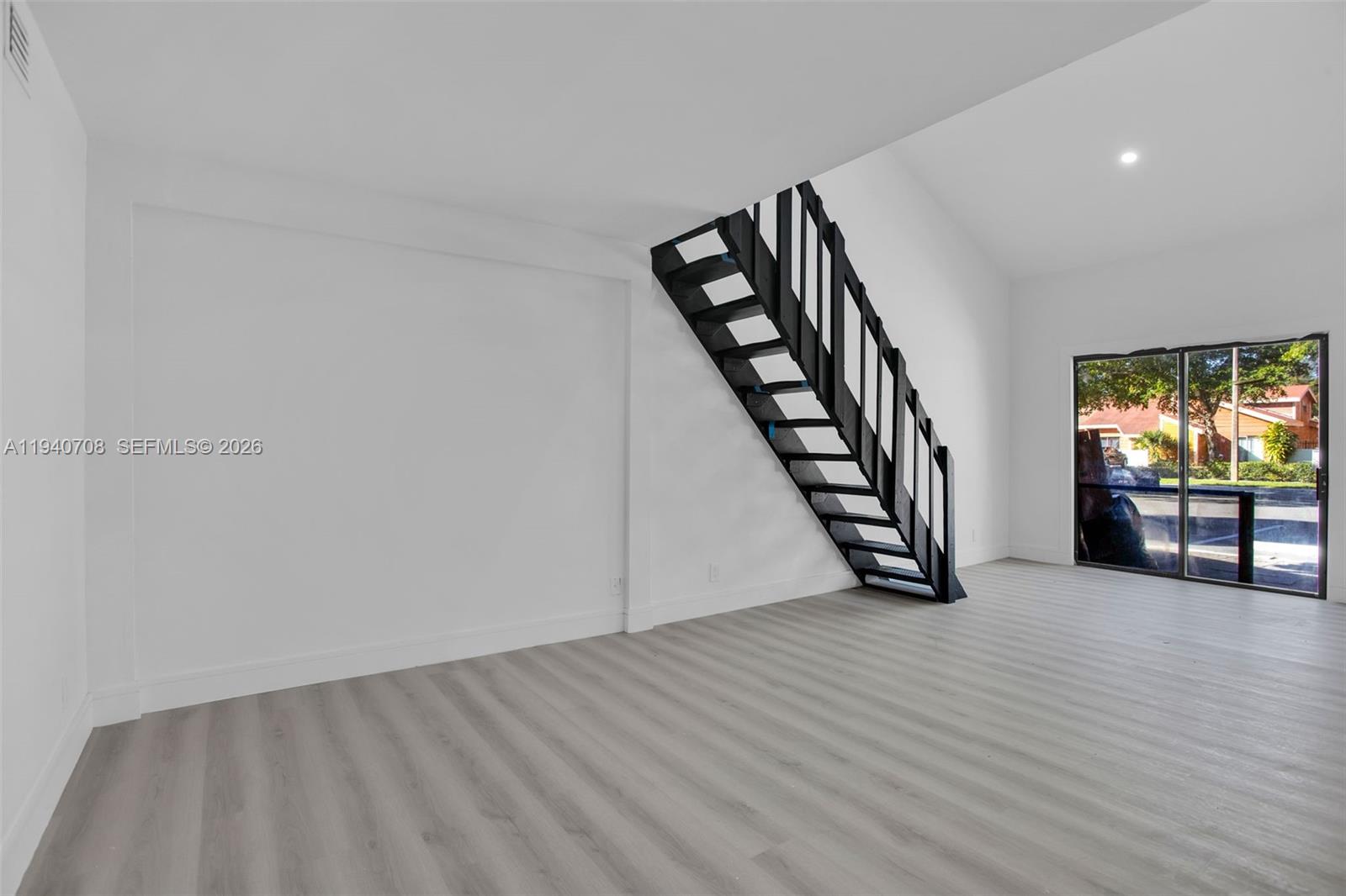 ORCHARD LAKE TOWN HOUSES - Residential