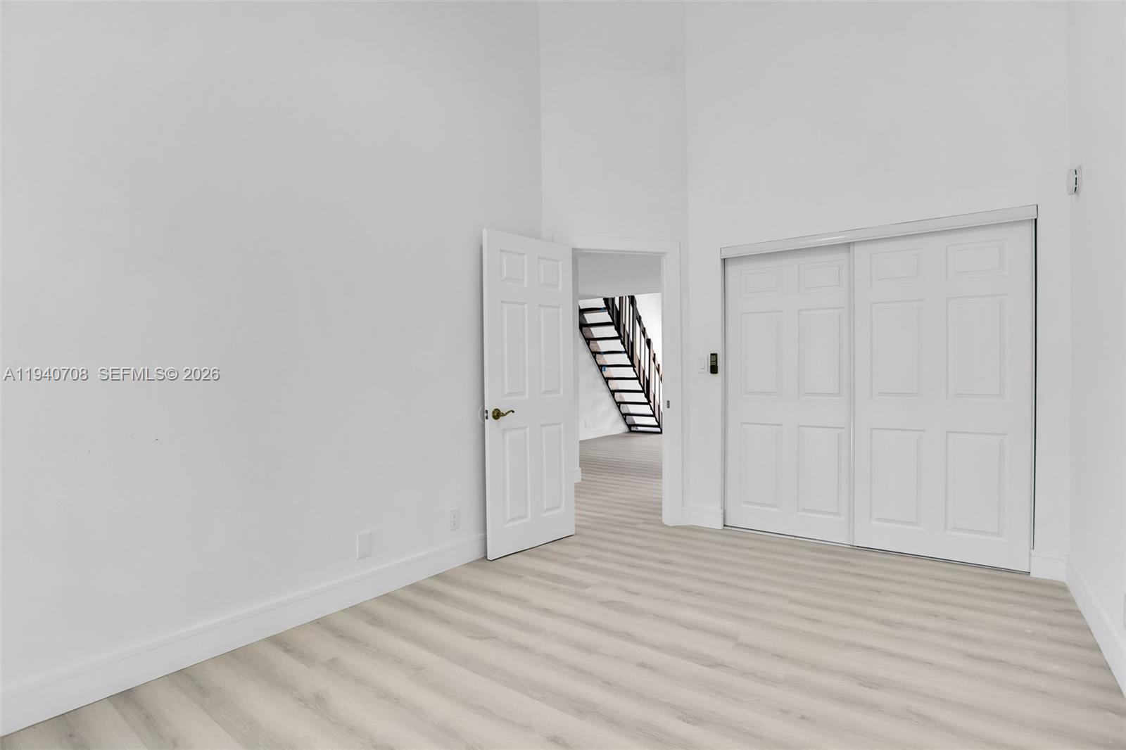 ORCHARD LAKE TOWN HOUSES - Residential