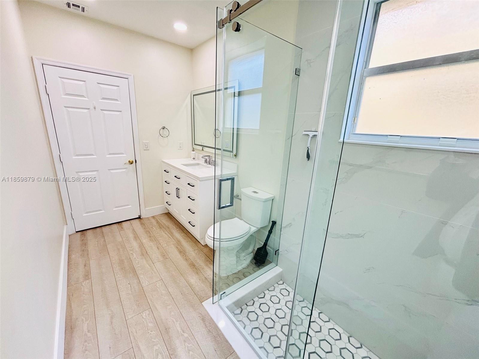 RIVIERA ISLES II - Residential