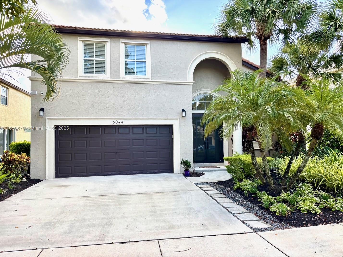 5044 SW 164th Ave