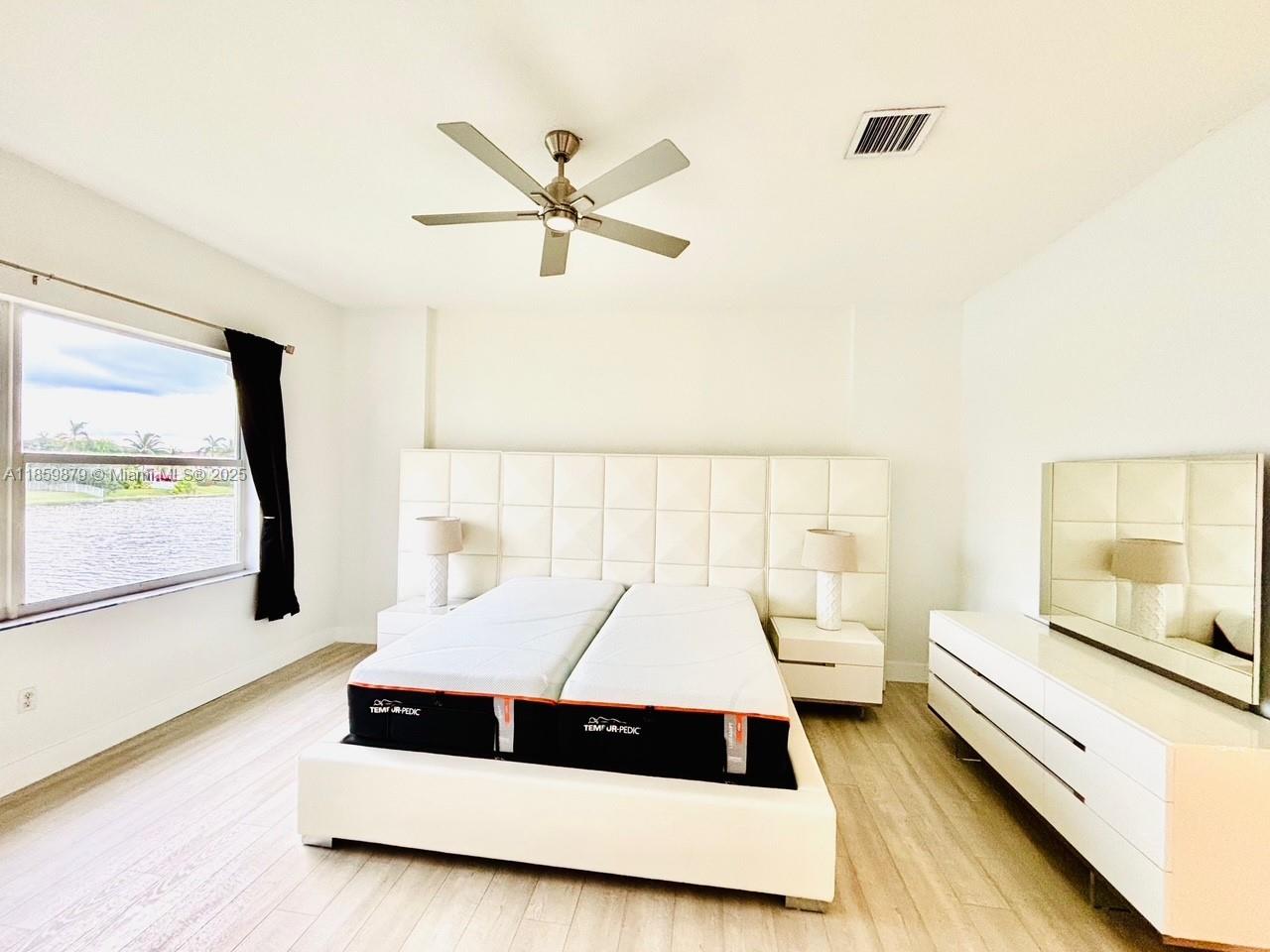 RIVIERA ISLES II - Residential