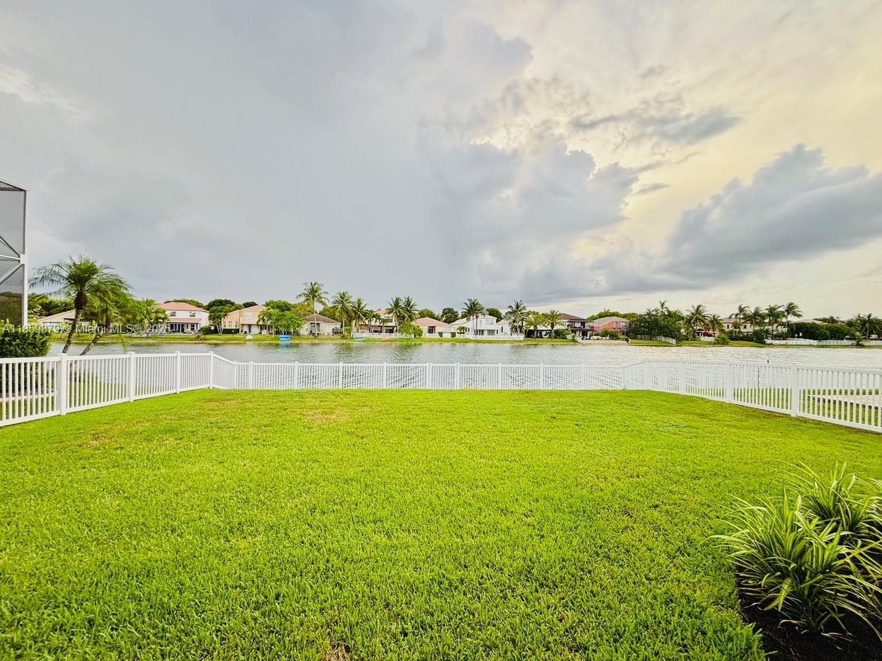 5044 SW 164th Ave