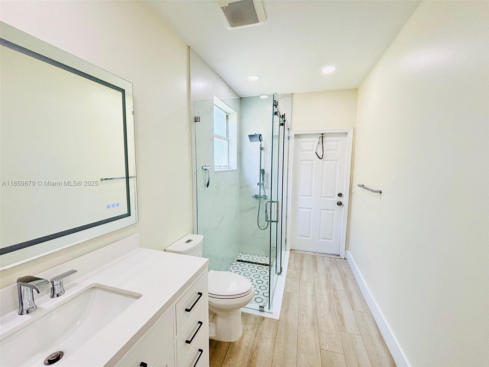 RIVIERA ISLES II - Residential