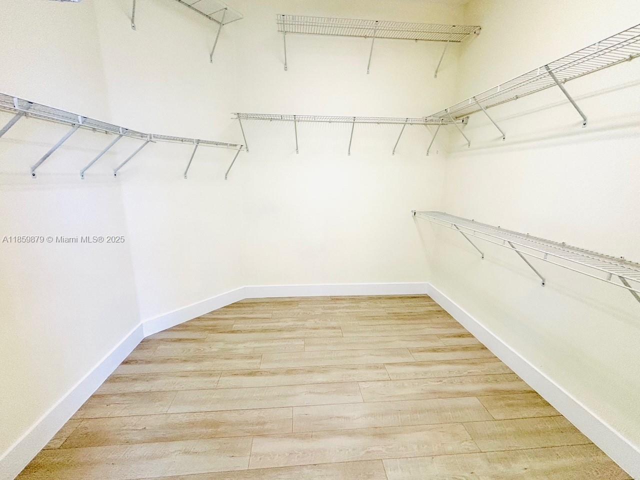 RIVIERA ISLES II - Residential