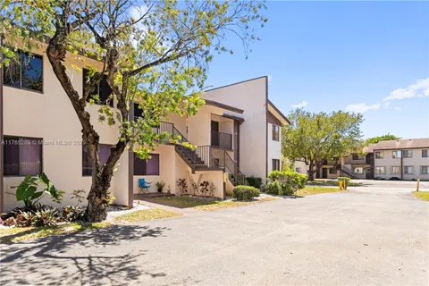 174 W Laurel Dr Unit 1104, Margate, FL 33063 - MLS#: A11765289