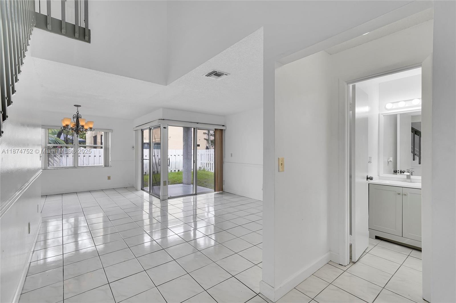 JACARANDA PARCEL 216 - Residential Lease