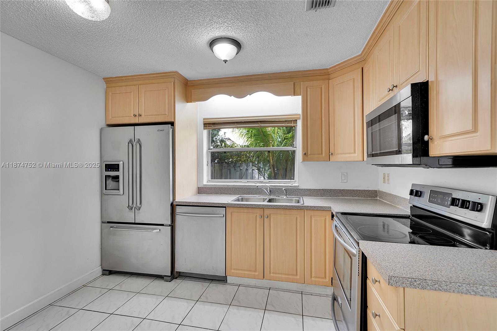 JACARANDA PARCEL 216 - Residential Lease