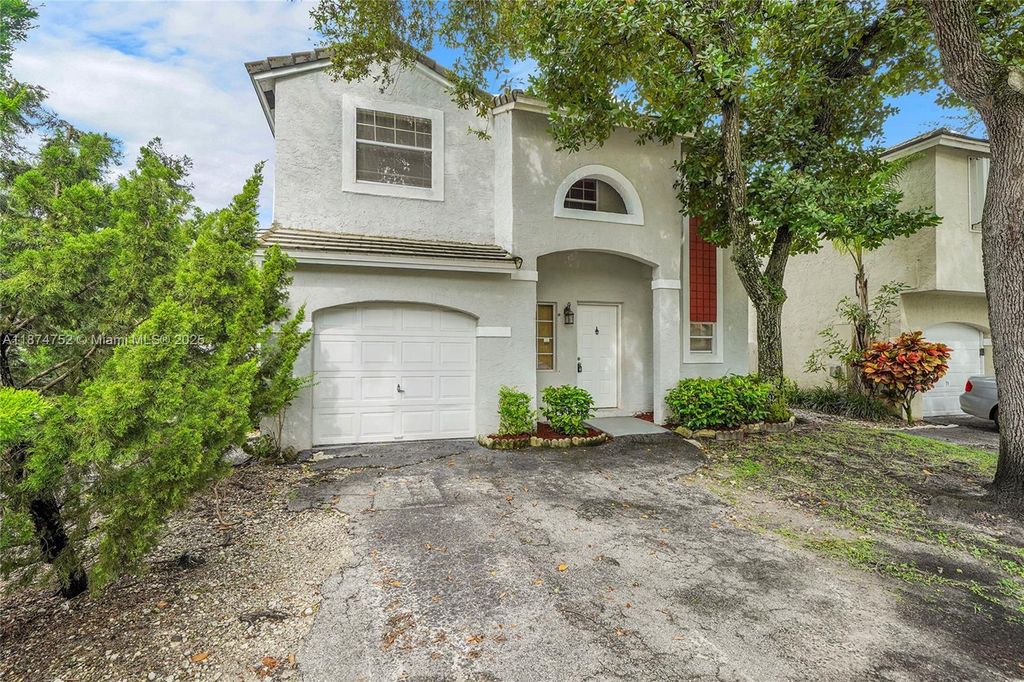 Photo of 815 NW 98th Ave, Plantation, FL 33324 (MLS # A11874752)