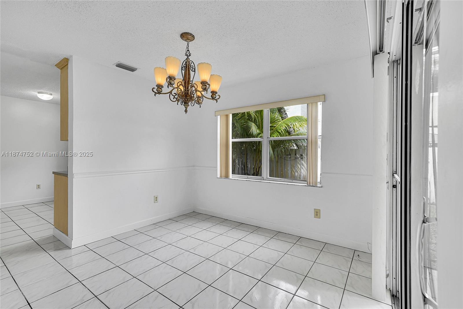 JACARANDA PARCEL 216 - Residential Lease