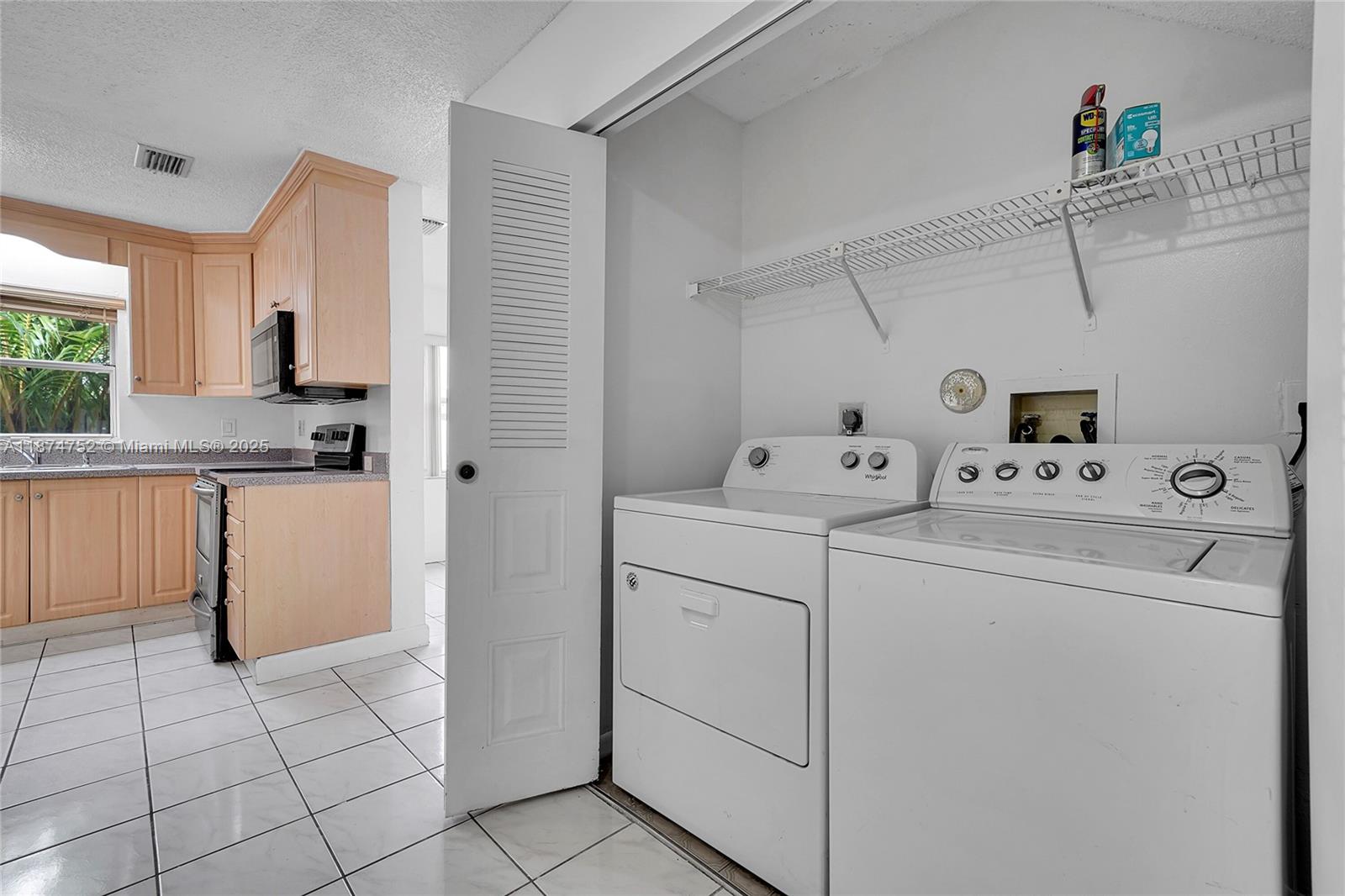 JACARANDA PARCEL 216 - Residential Lease