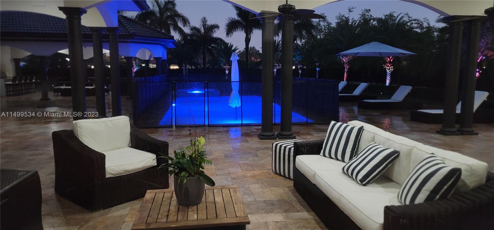 SWEETWATER ESTS SUB - Residential