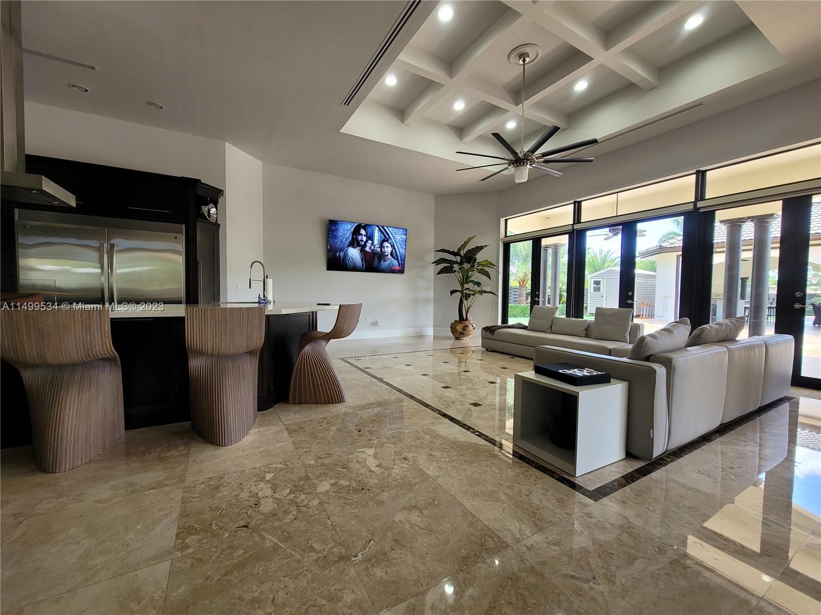 SWEETWATER ESTS SUB - Residential