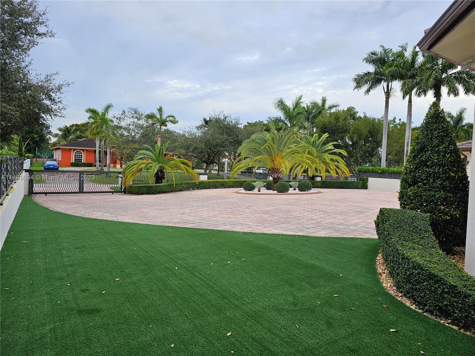 SWEETWATER ESTS SUB - Residential