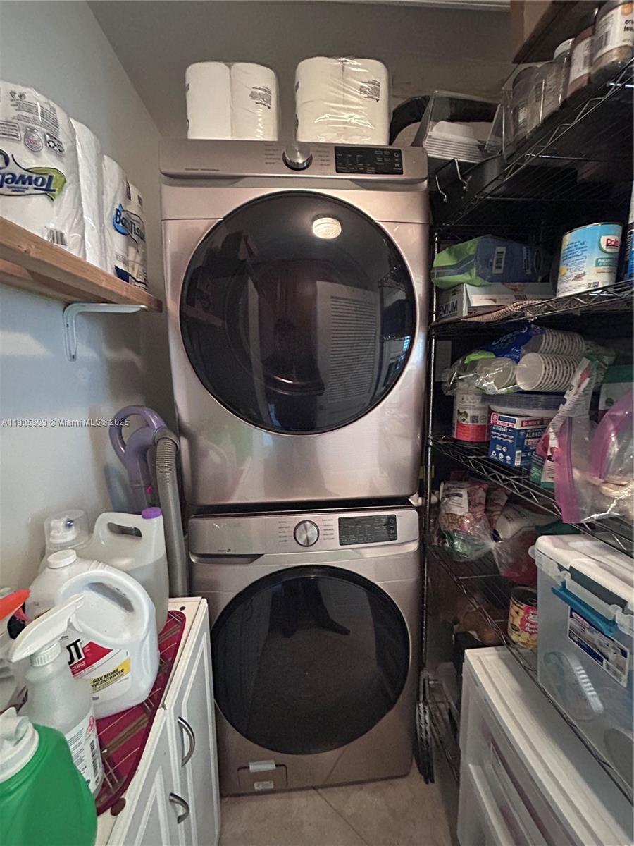 MAINLANDS OF TAMARAC LAKE - Residential