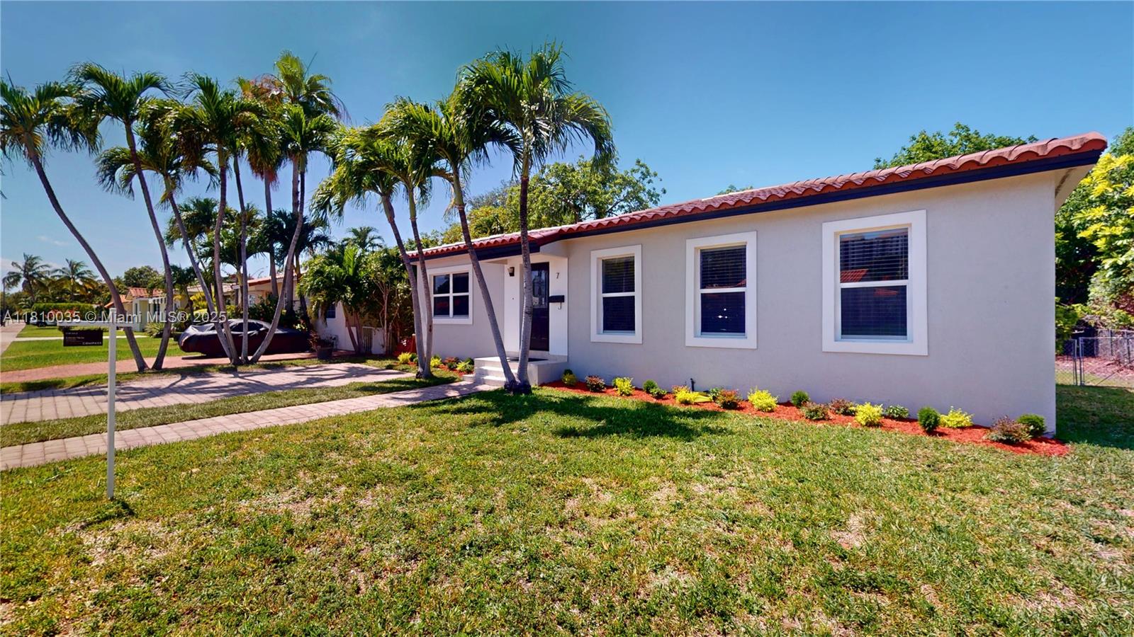 7 Montilla Ave