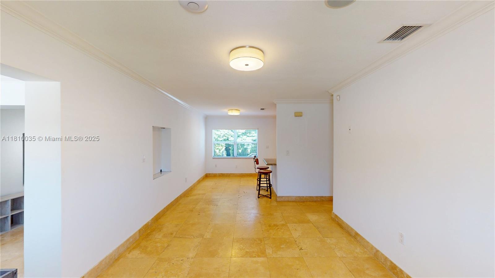 7 Montilla Ave