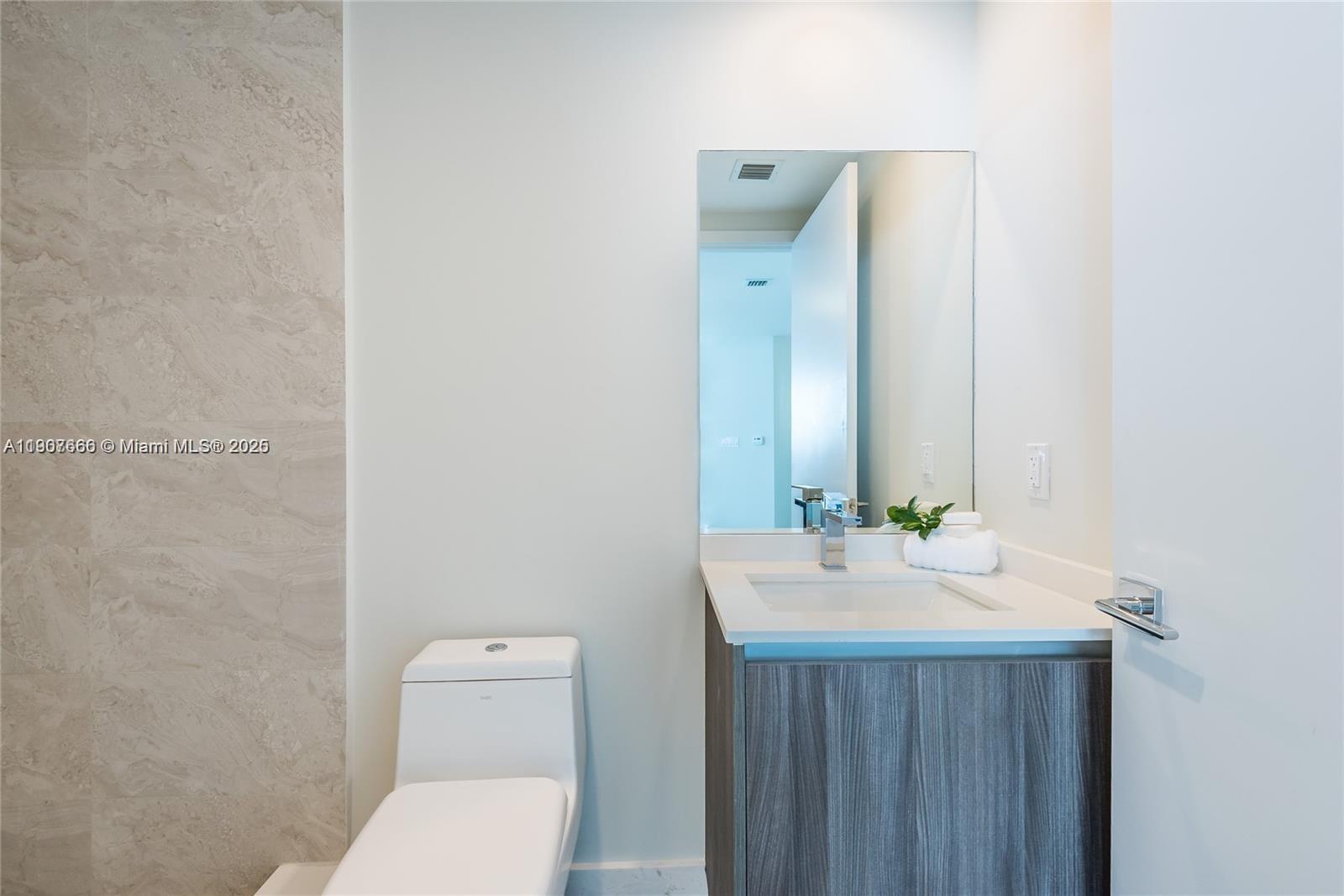 ARIA ON THE BAY CONDO - Residential Lease