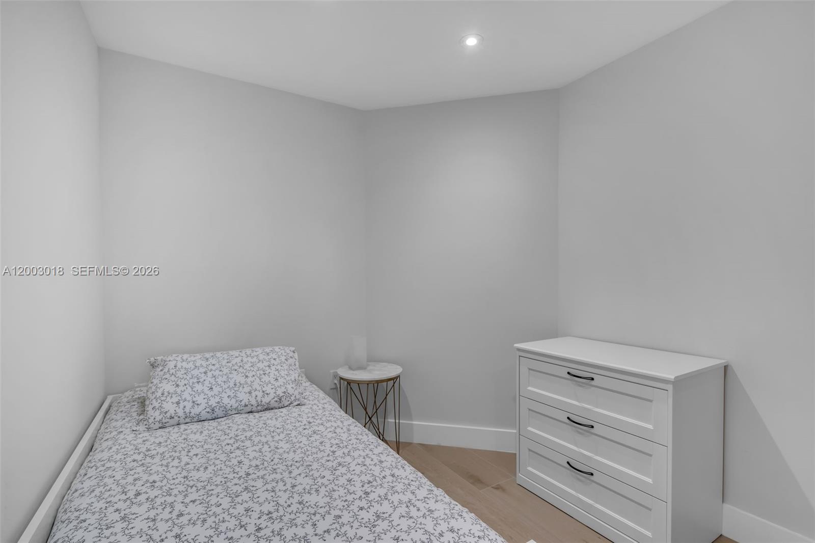 THE EMERALDBAY @ KEY COLO - Residential