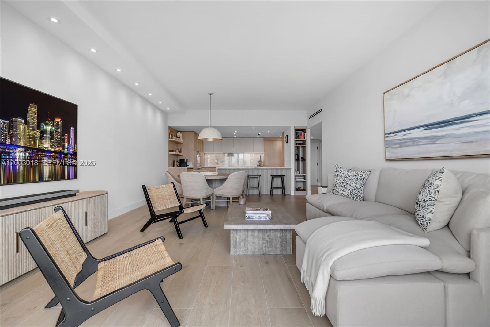 151 Crandon Blvd 1002