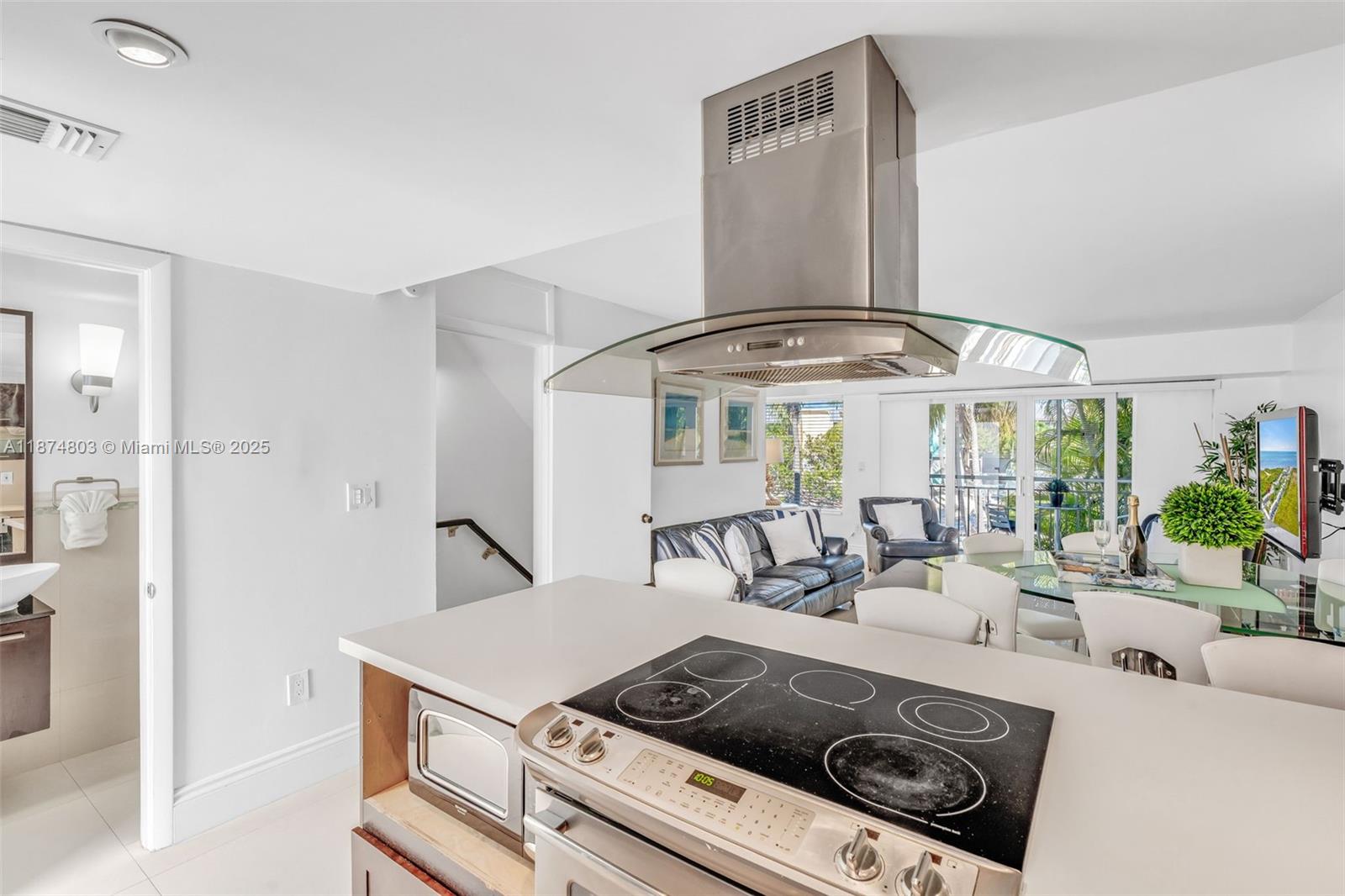 TOWNHOUSES OF KAWAMA - Residential