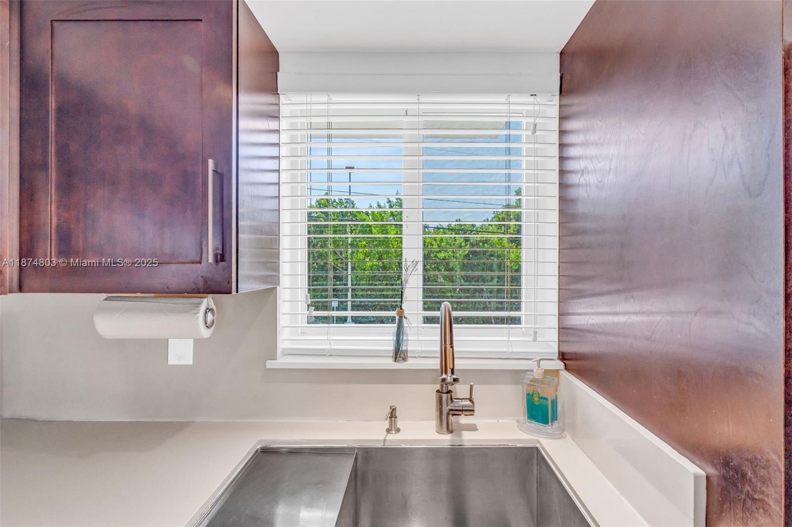 TOWNHOUSES OF KAWAMA - Residential