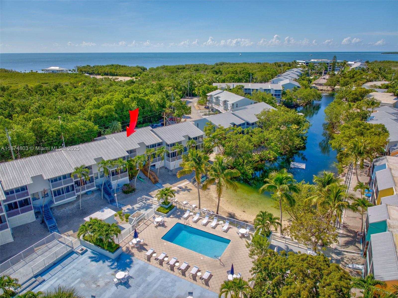 TOWNHOUSES OF KAWAMA - Residential