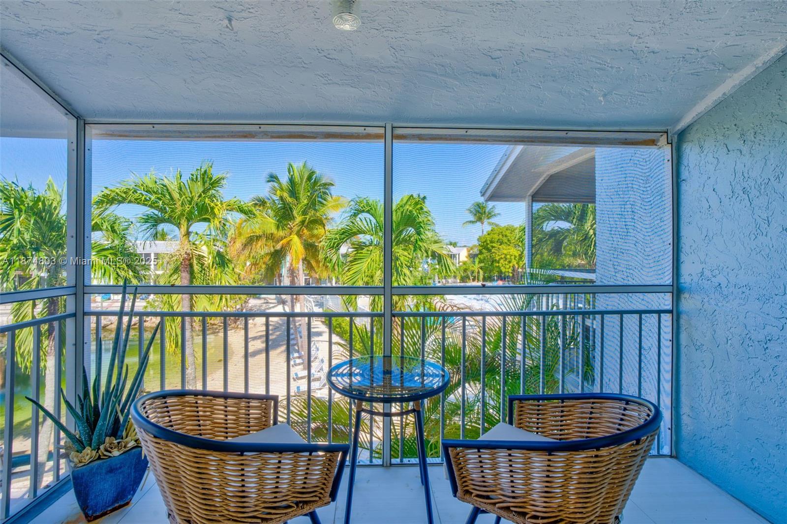 TOWNHOUSES OF KAWAMA - Residential