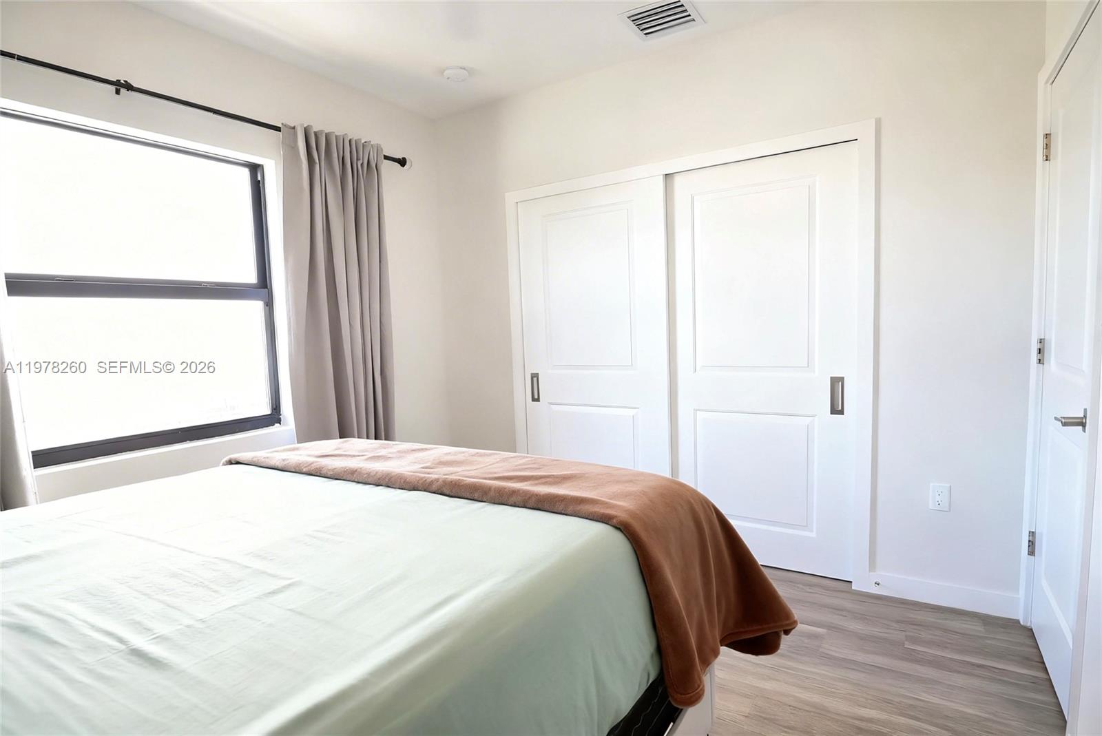 LEISURE TOWNHOUSES CONDO - Residential Lease