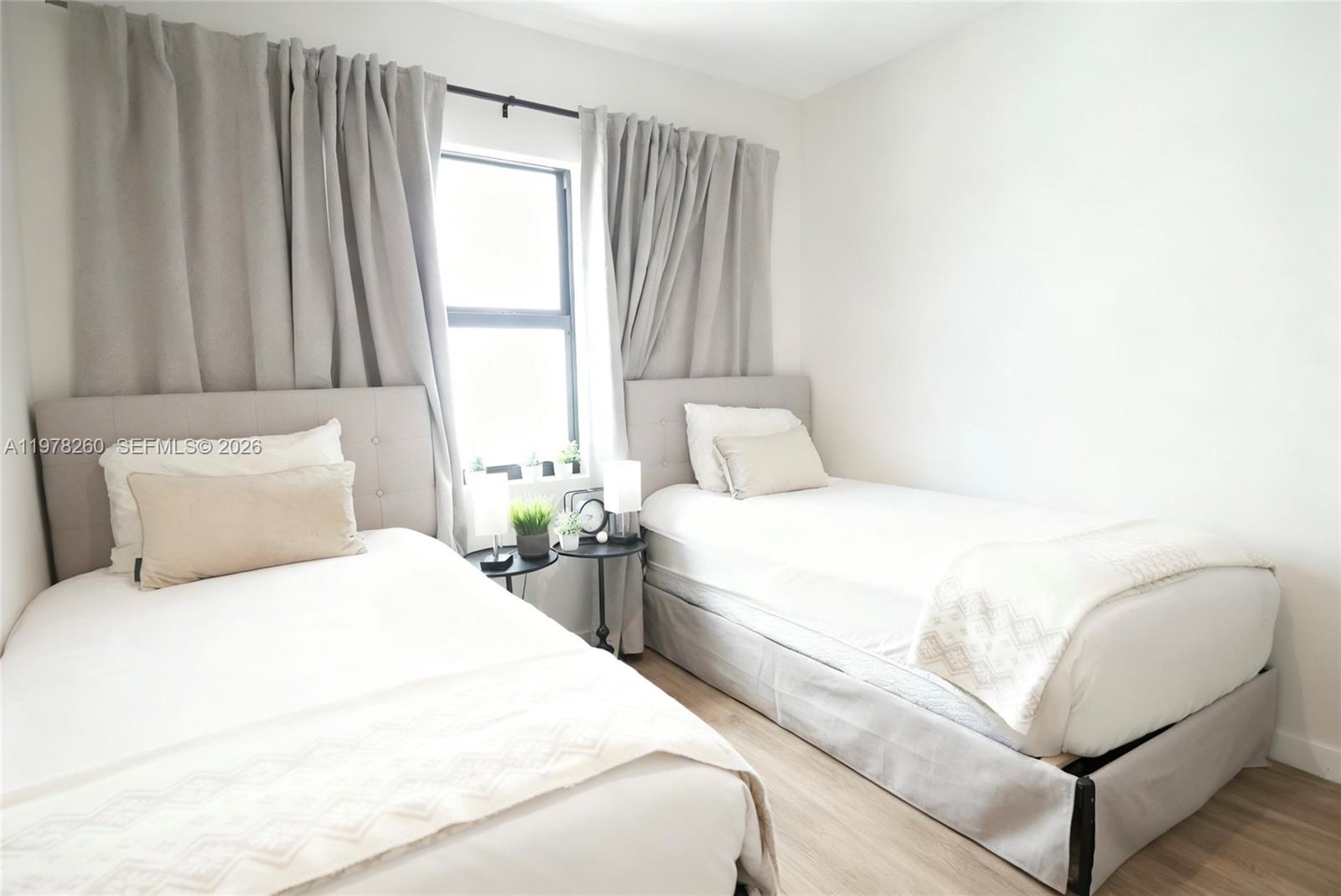 LEISURE TOWNHOUSES CONDO - Residential Lease