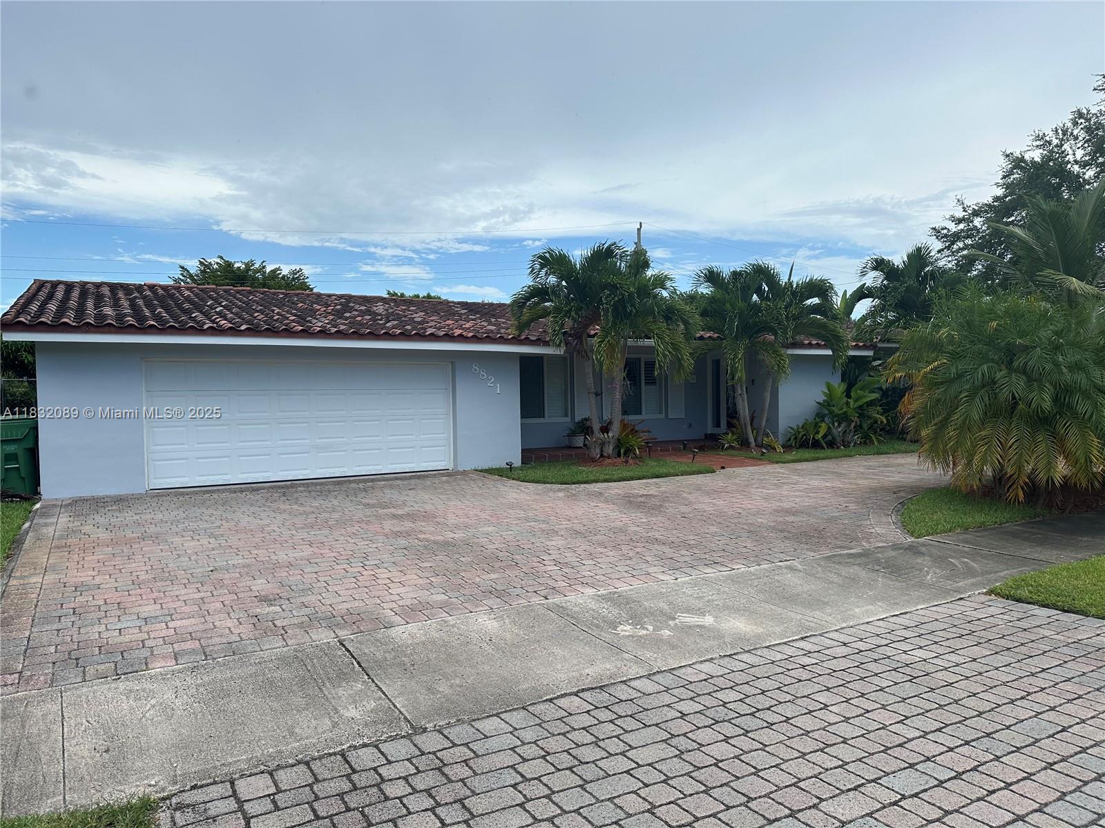8821 SW 87th St
