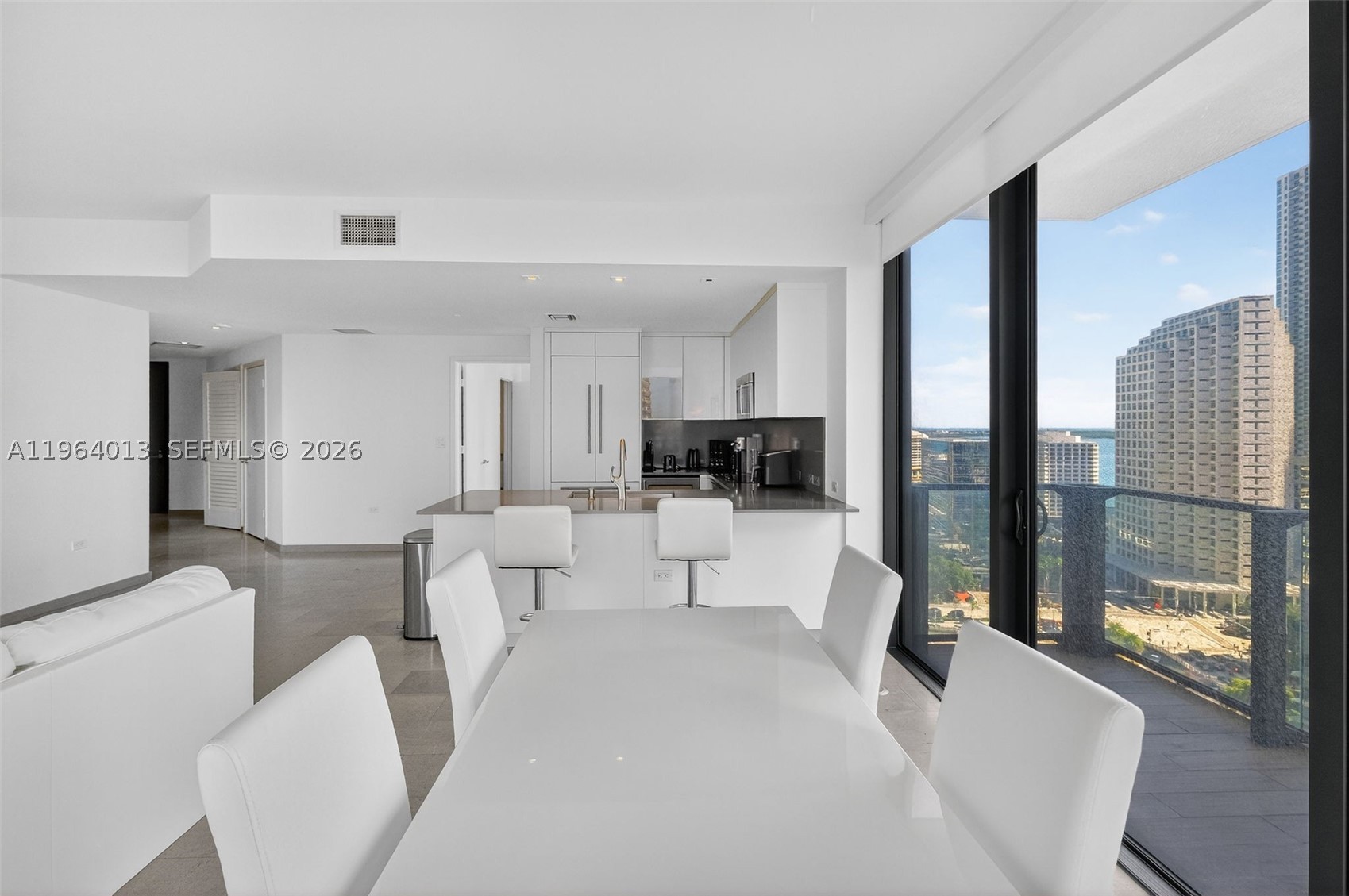 68 SE 6th St 1702